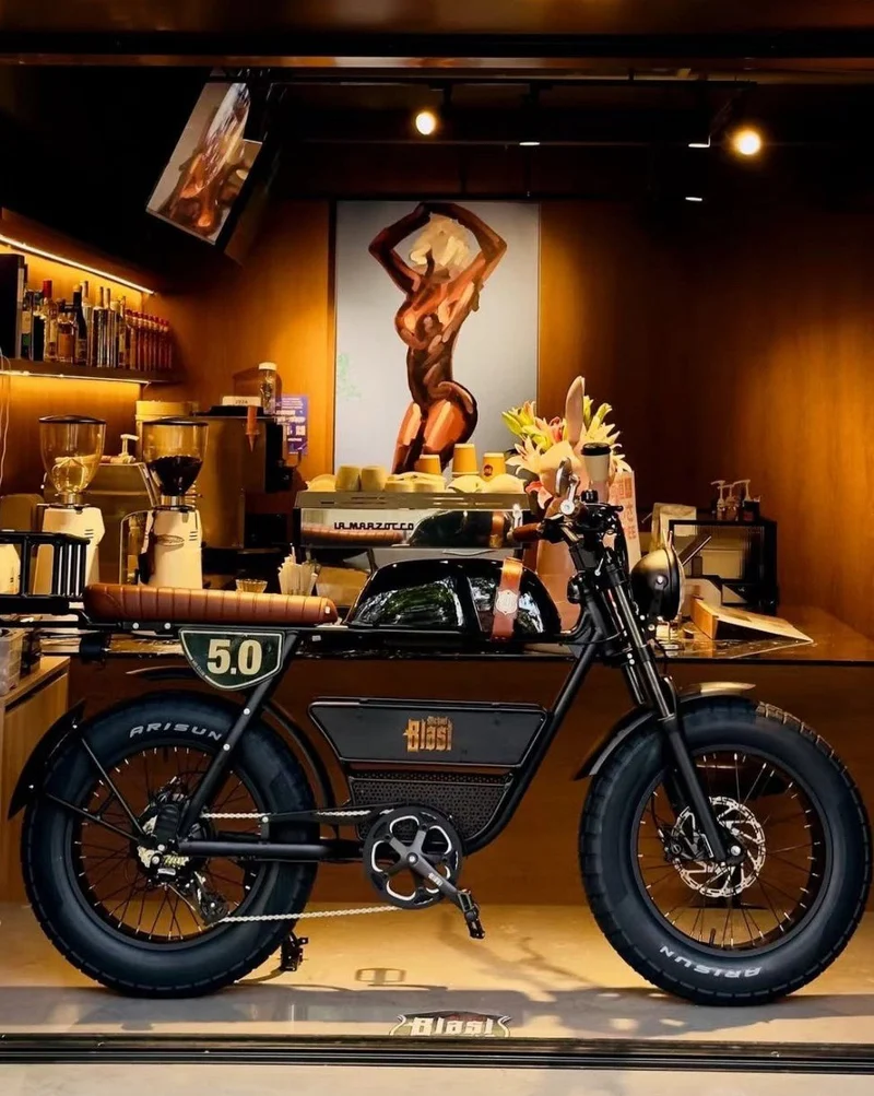 Michael Blast Outsider 5.0