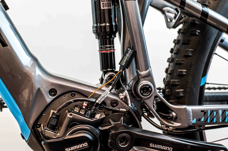 SpeedBox 1.2 B.Tuning for Shimano (E8000, E7000, E6100, E5000)