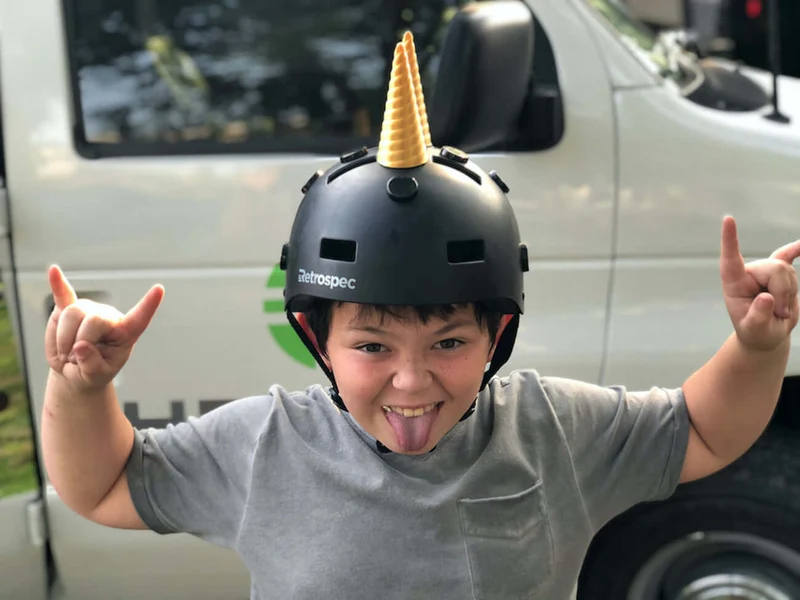 Helmet Flair MagNeatOhz: Unicorn Horn for Helmet