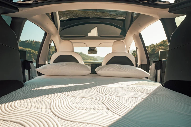 Snuuzu Camping Matratze für das Tesla Model Y