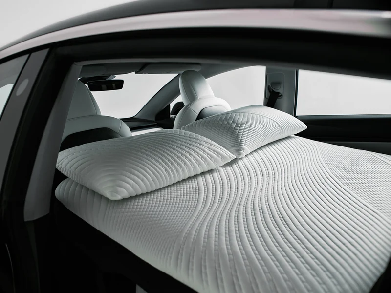 Snuuzu Camping Matratze für das Tesla Model 3