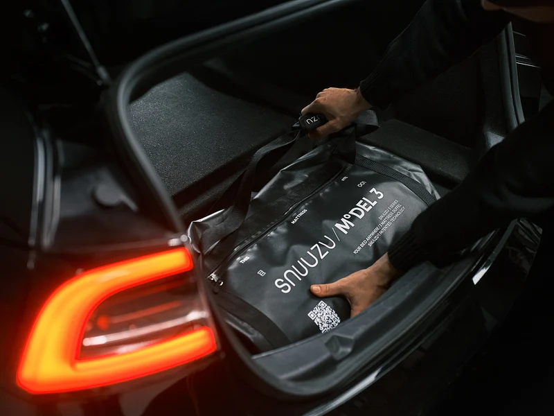 Snuuzu Camping Matratze für das Tesla Model 3