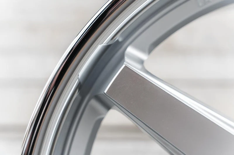 LaChanti LC-P13 in 9,0x20 und 10,5x20 - Machined Silver