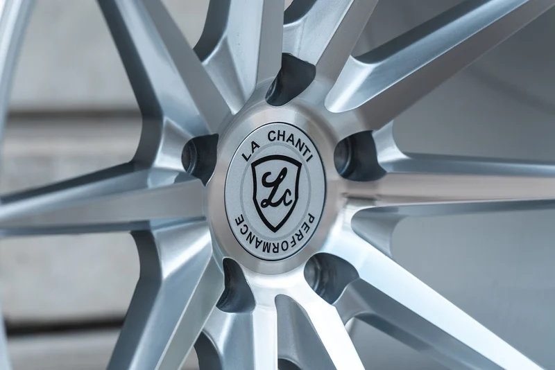 LaChanti LC-P10 in 10x20 und 10,5x20 - Machined Silver