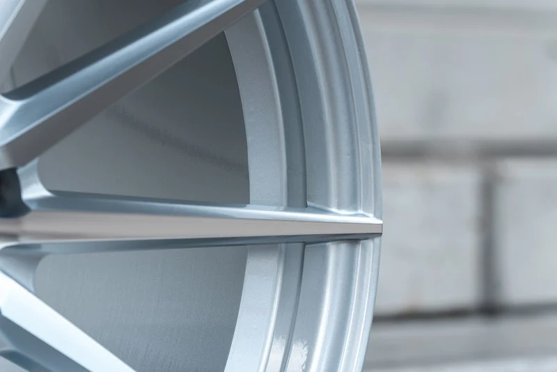 LaChanti LC-P10 in 10x20 und 10,5x20 - Machined Silver