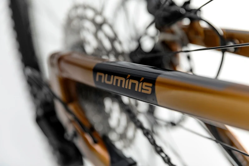 Centurion Numinis R2600i EQ (ist Größe S vom R2700i EQ)