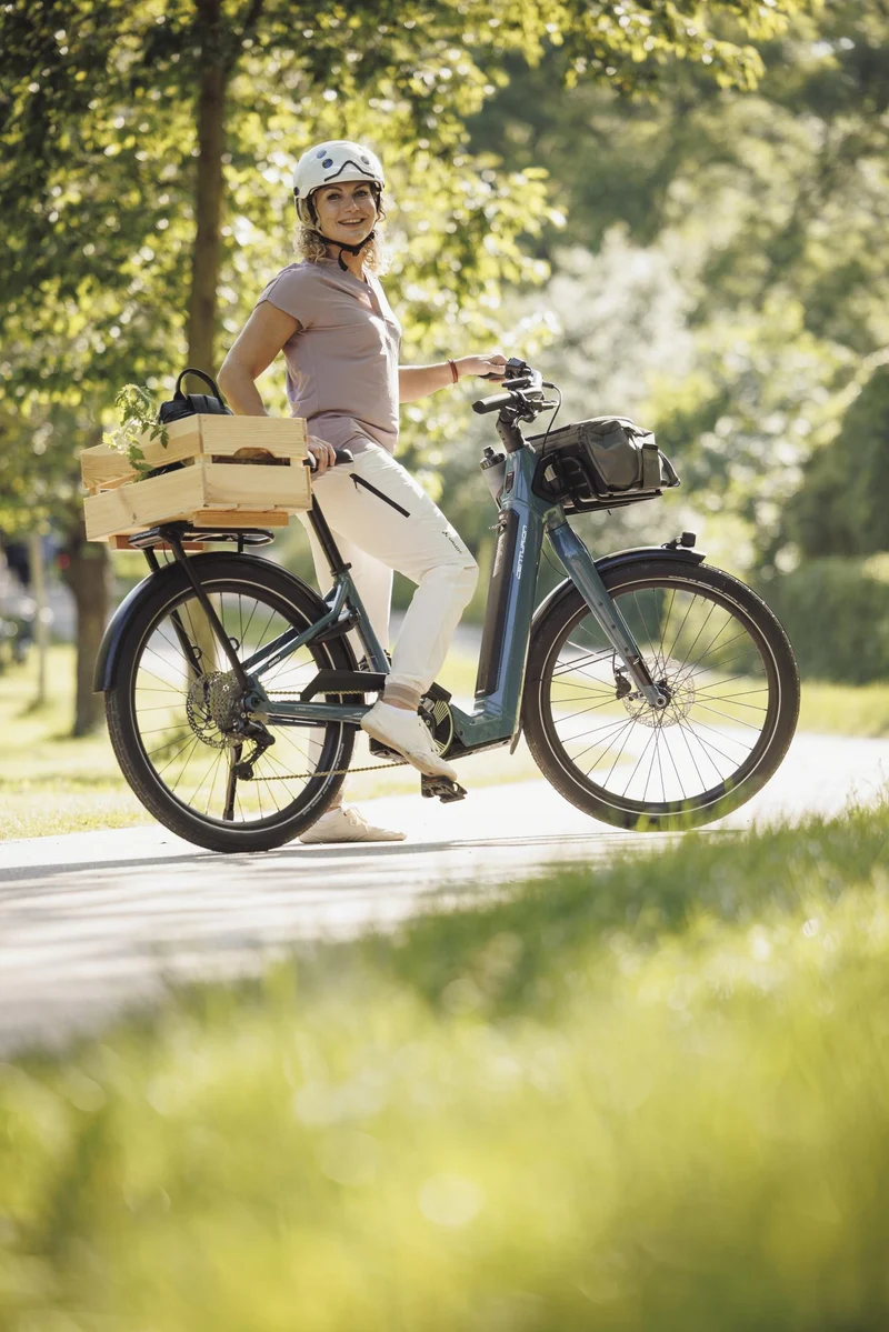 Centurion Easy R900i uniblau glänzend 2024 28" 625Wh Wave