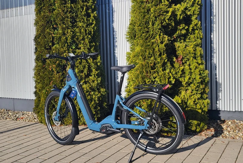Centurion Easy R900i uniblau glänzend 2024 28" 625Wh Wave