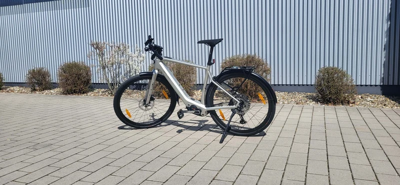 Centurion Speeddrive R2000 D EQ vintage silber glänzend 2024 28" 400Wh Diamant