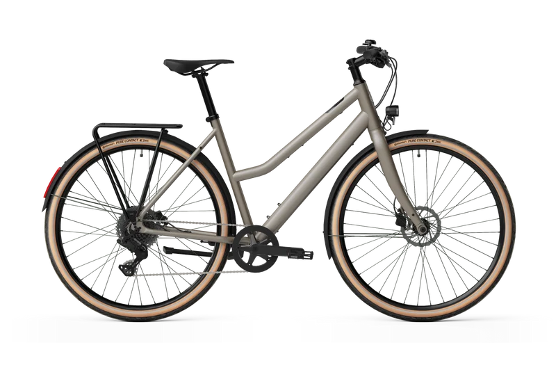 Nova Pro low-step