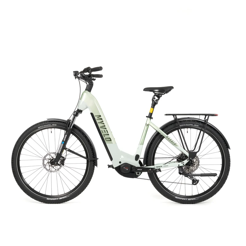 Makalu Equipped E-SUV